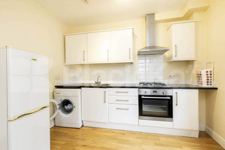 Located on the sought-after Eversley Park Road, this well-presented two-bedroom, one-bathroom property offers stylish, comfortable living in a convenient location Eversley Park Road, London, N21,  London