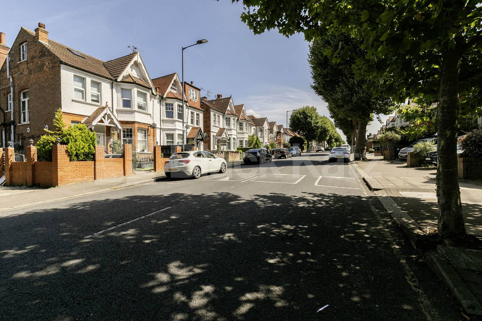 			1 Bedroom, 1 bath, 1 reception 			 Staverton Road, London, NW2,  London