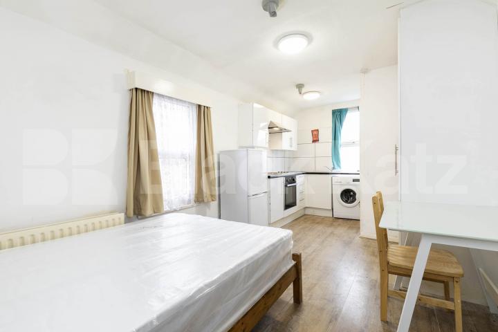 			1 Bedroom, 1 bath, 1 reception 			 Ash Grove, London, Nw2 (Council tax, gas and water),  London