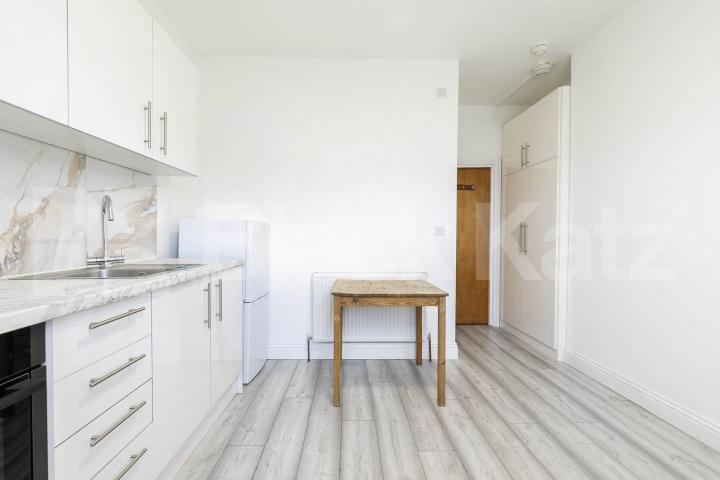 			, 1 bath, 1 reception 			 24 Callcott Road, London, NW6,  London