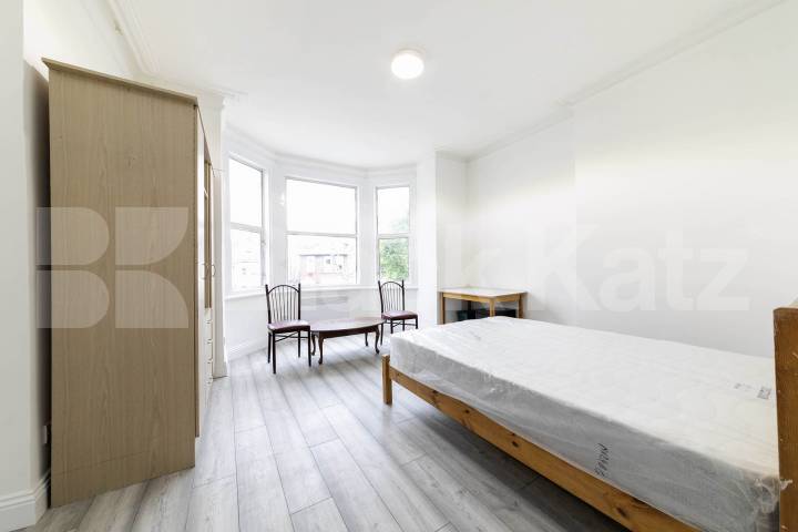 A newly renovated studio flat available now on Dean Road, NW2 Dean Road, London, NW2,  London