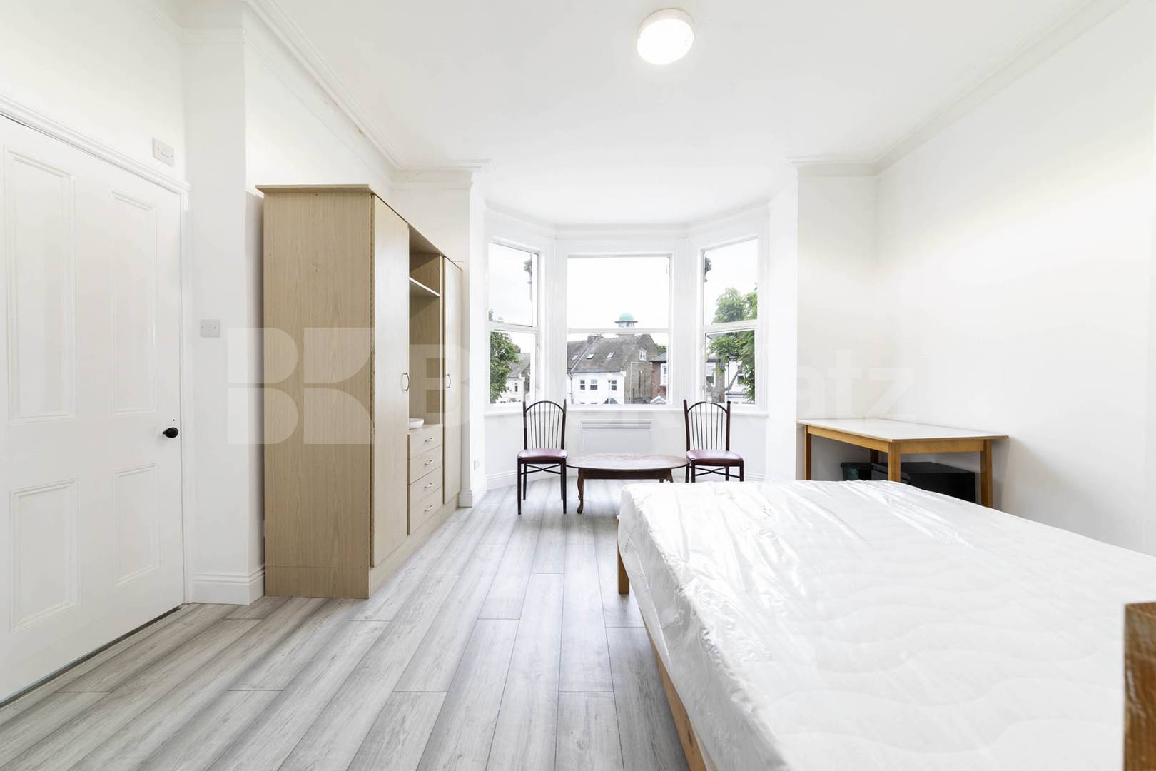 A newly renovated studio flat available now on Dean Road, NW2 Dean Road, London, NW2,  London