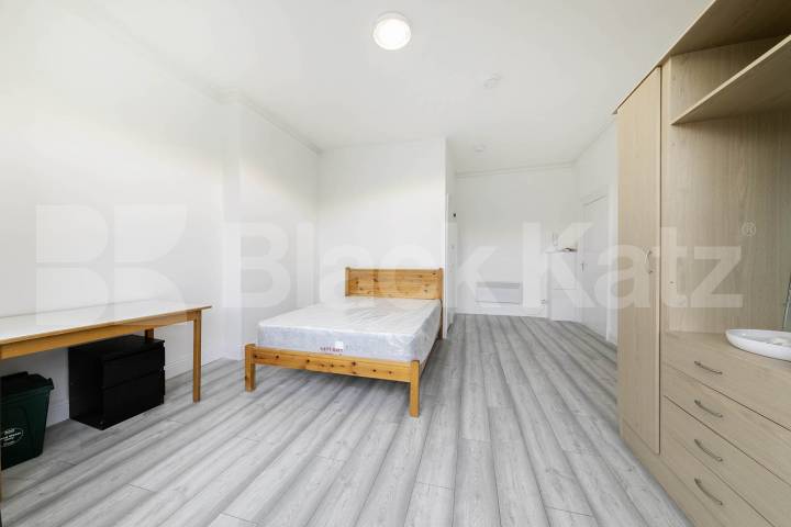 A newly renovated studio flat available now on Dean Road, NW2 Dean Road, London, NW2,  London