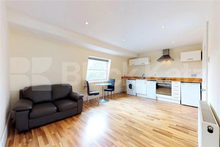 Top Floor 1 bedroom property within a beautiful georgian convertion Hackney Road, Hackney / Victoria Park