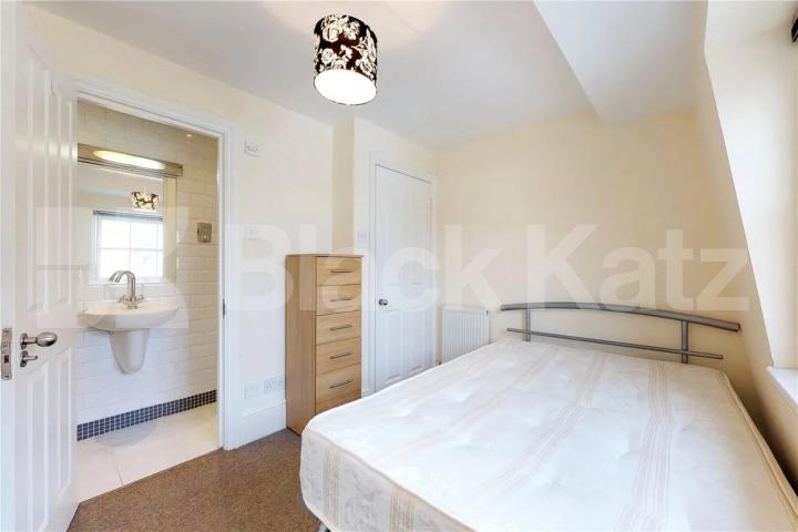 Top Floor 1 bedroom property within a beautiful georgian convertion Hackney Road, Hackney / Victoria Park