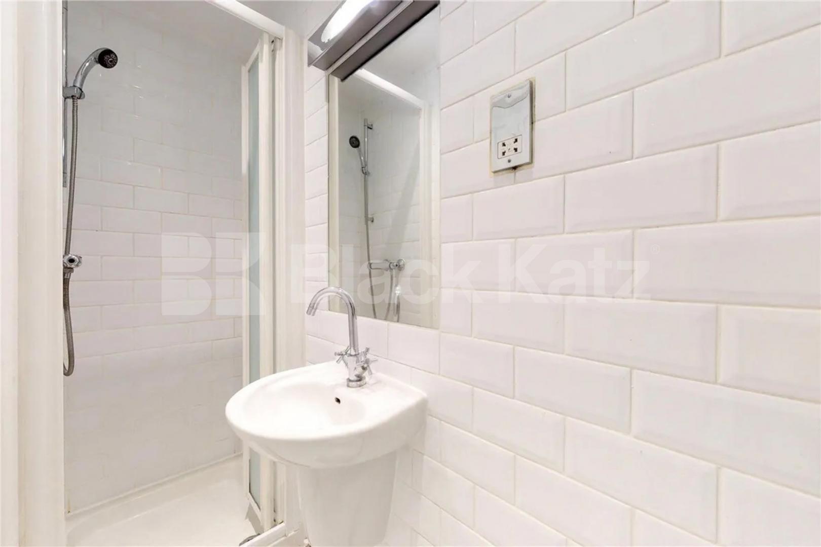 Top Floor 1 bedroom property within a beautiful georgian convertion Hackney Road, Hackney / Victoria Park