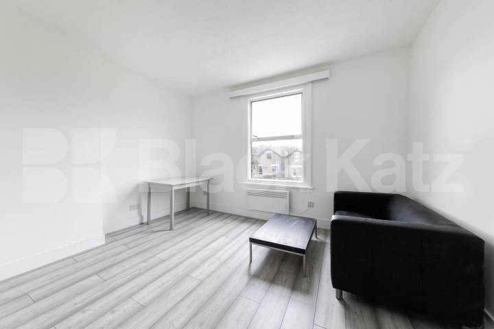 A beautifully renovated one-bedroom flat available now on Dean Road, NW2 Dean Road, Willesden Green, NW2 (Inclusive of Water),  London
