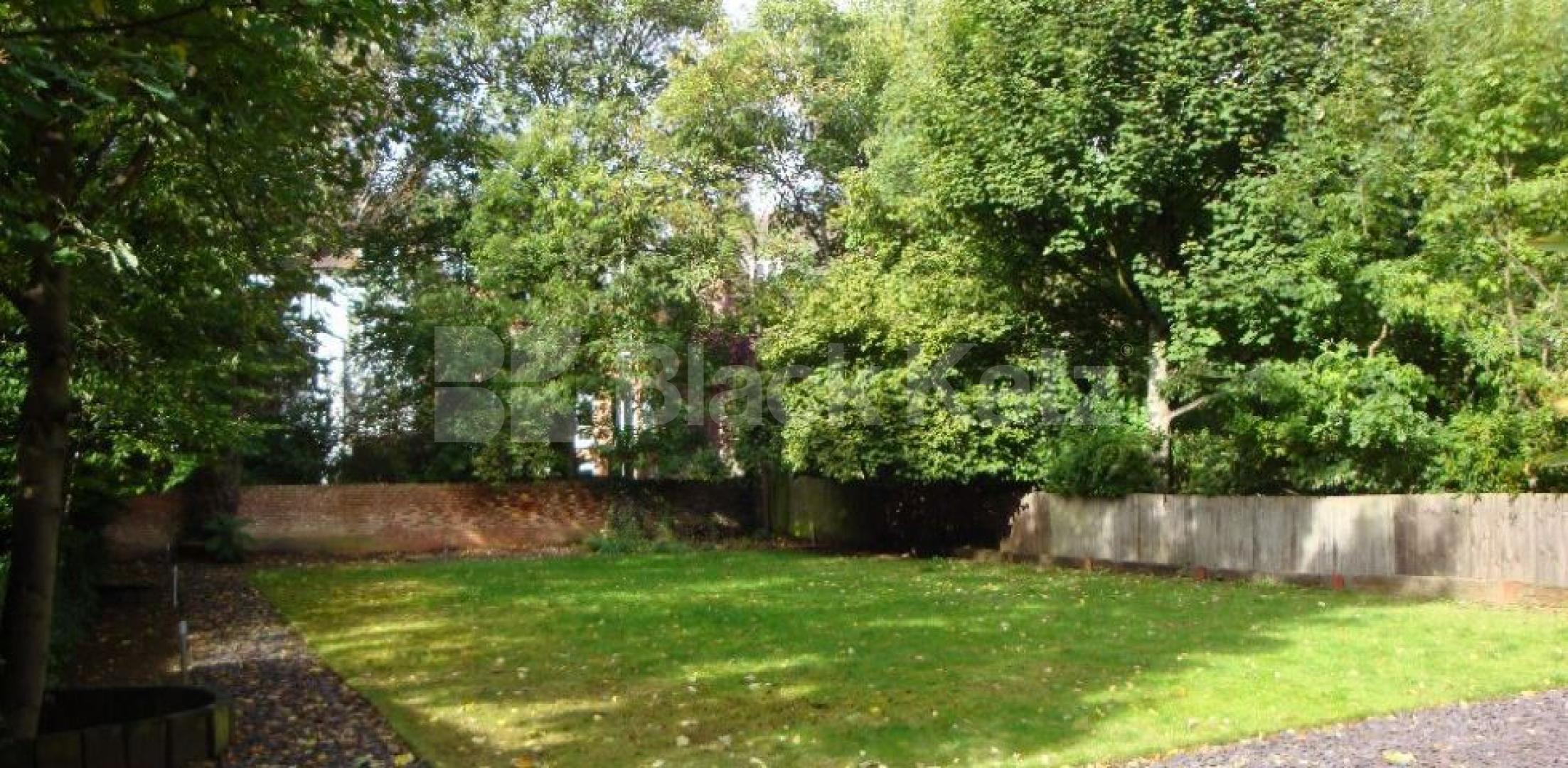 			NEW INSTRUCTION!, 1 Bedroom, 1 bath, 1 reception Flat			 Fitzjohns Avenue, HAMPSTEAD/BELSIZE PARK