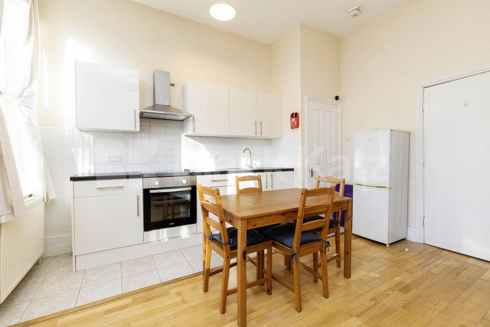 			, 1 bath, 1 reception 			 Callcott Road, London, NW6 (Council tax, gas and water included),  London