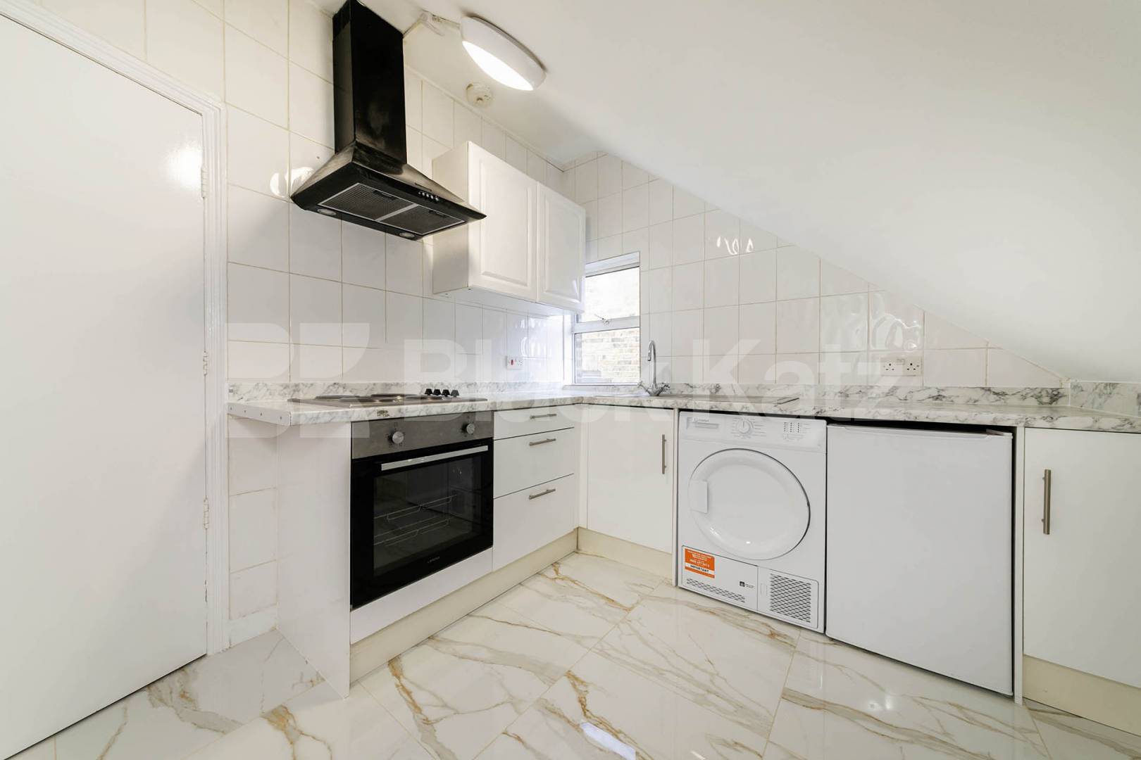 A beautifully renovated studio apartment available now on Dean Road, offering modern, self-contained living in a convenient location.This bright and well-presented property has just undergone a full refurbishment throughout, featuring fresh décor, u Dean Road, Willesden Green, (Inclusive of water),  London