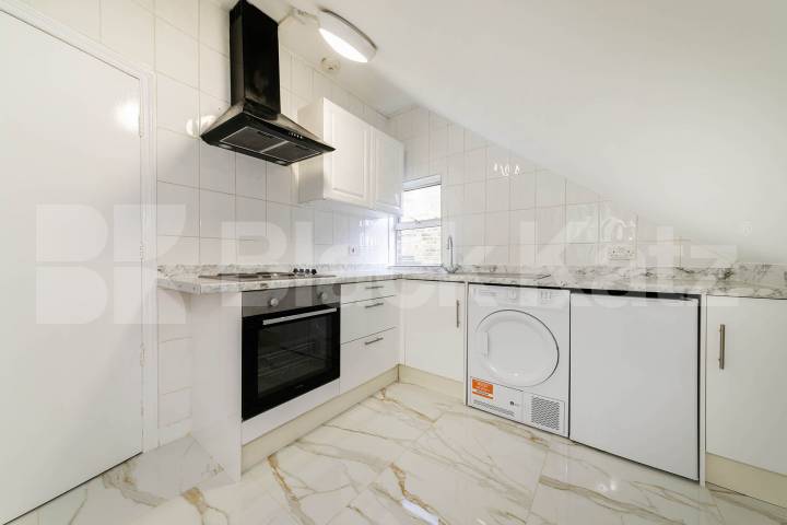 A beautifully renovated studio apartment available now on Dean Road, offering modern, self-contained living in a convenient location.This bright and well-presented property has just undergone a full refurbishment throughout, featuring fresh décor, u Dean Road, Willesden Green, (Inclusive of water),  London