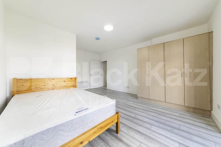 A beautifully renovated studio apartment available now on Dean Road, offering modern, self-contained living in a convenient location.This bright and well-presented property has just undergone a full refurbishment throughout, featuring fresh décor, u Dean Road, Willesden Green, (Inclusive of water),  London