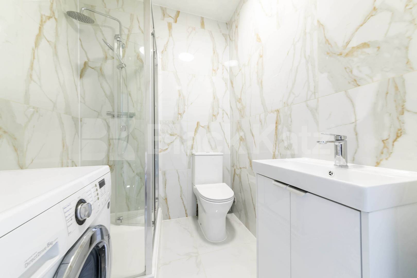 A beautifully renovated studio apartment available now on Dean Road, offering modern, self-contained living in a convenient location.This bright and well-presented property has just undergone a full refurbishment throughout, featuring fresh décor, u Dean Road, Willesden Green, (Inclusive of water),  London
