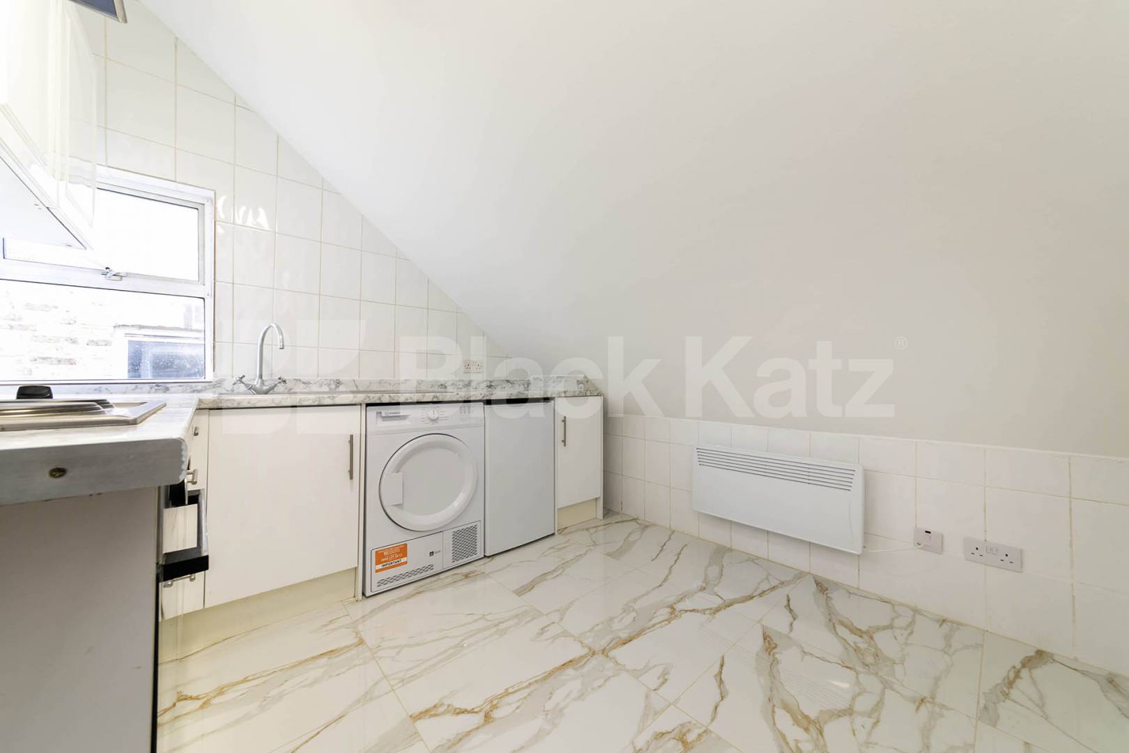 A beautifully renovated studio apartment available now on Dean Road, offering modern, self-contained living in a convenient location.This bright and well-presented property has just undergone a full refurbishment throughout, featuring fresh décor, u Dean Road, Willesden Green, (Inclusive of water),  London