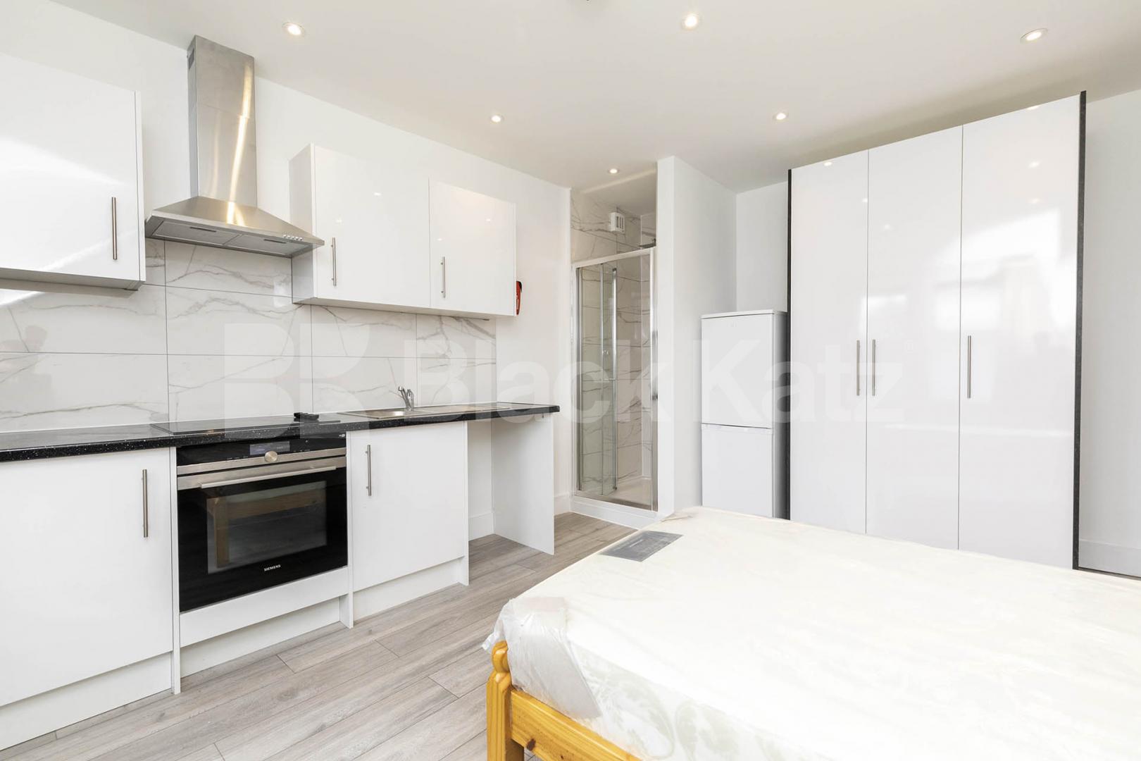 Council tax, Gas + Water included, a lovely bright studio in Kilburn that has been recently refurbished to a high standard Callcott Road, Kilburn, NW6 (Council tax, Gas and Water Included),  London