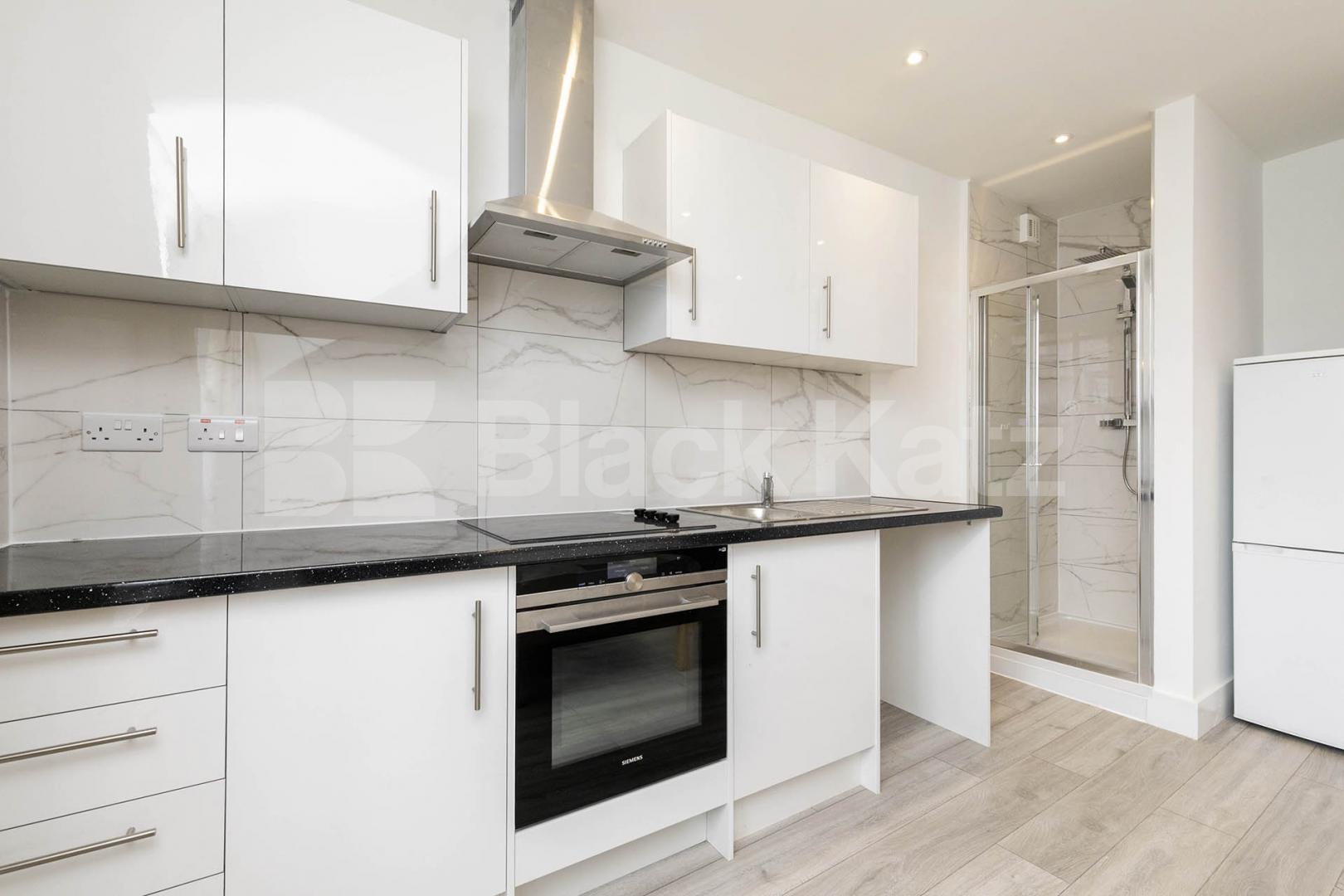 Council tax, Gas + Water included, a lovely bright studio in Kilburn that has been recently refurbished to a high standard Callcott Road, Kilburn, NW6 (Council tax, Gas and Water Included),  London