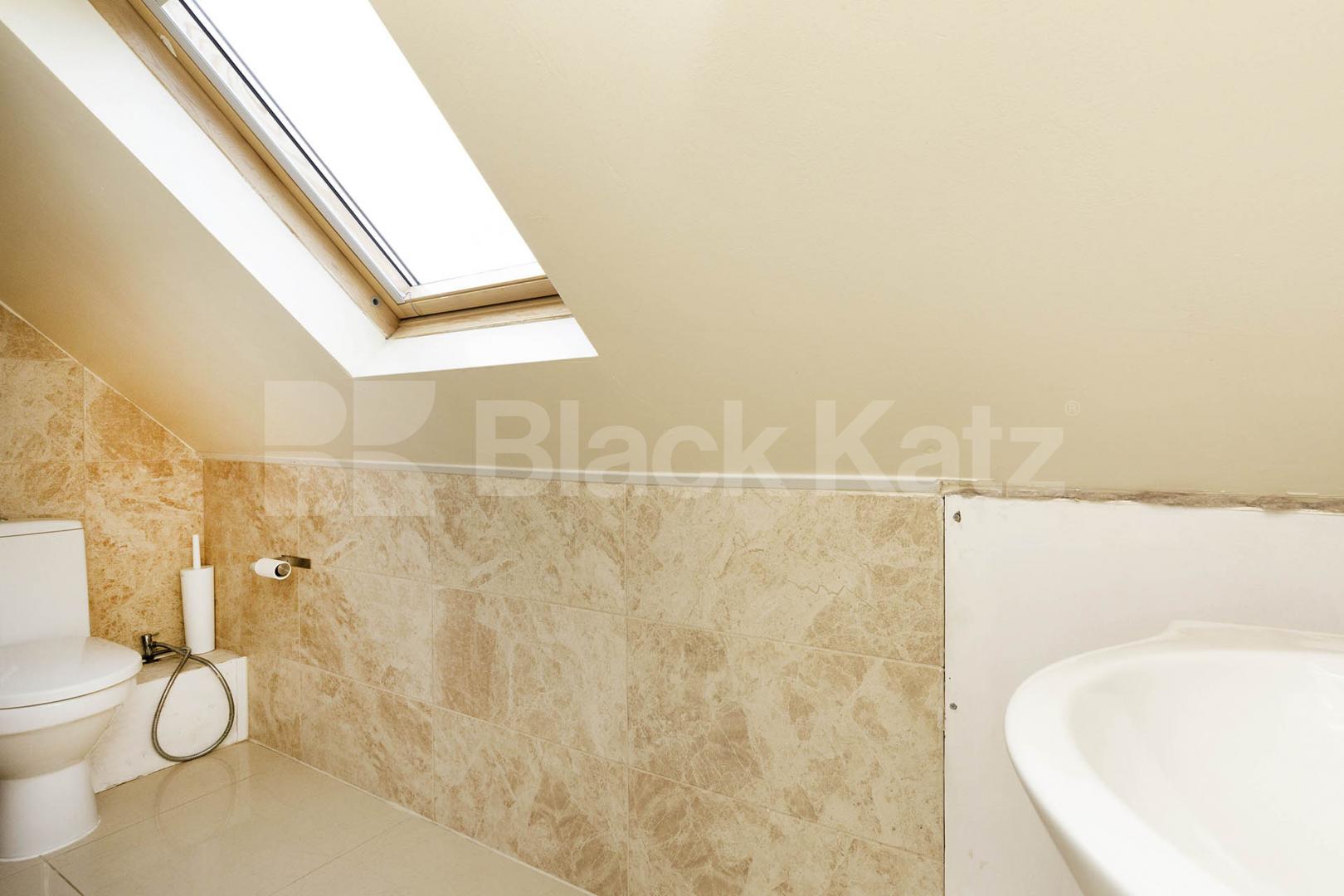 			1 Bedroom, 1 bath, 1 reception 			 Hendon Way, London, NW2,  London