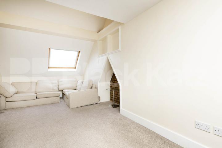 			1 Bedroom, 1 bath, 1 reception 			 Hendon Way, London, NW2,  London