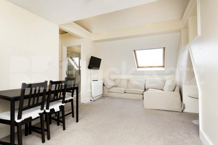 			1 Bedroom, 1 bath, 1 reception 			 Hendon Way, London, NW2,  London