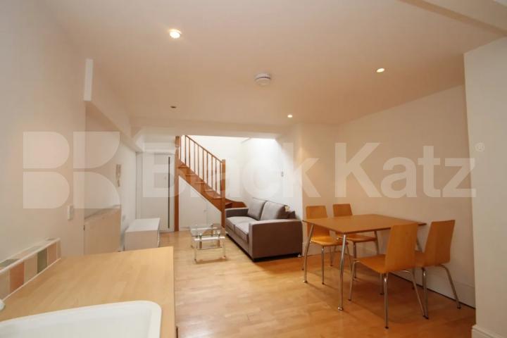 Split over 2 floor is this spacious 1 bedroom within a Grade 2 listed building Hackney Road, Hackney