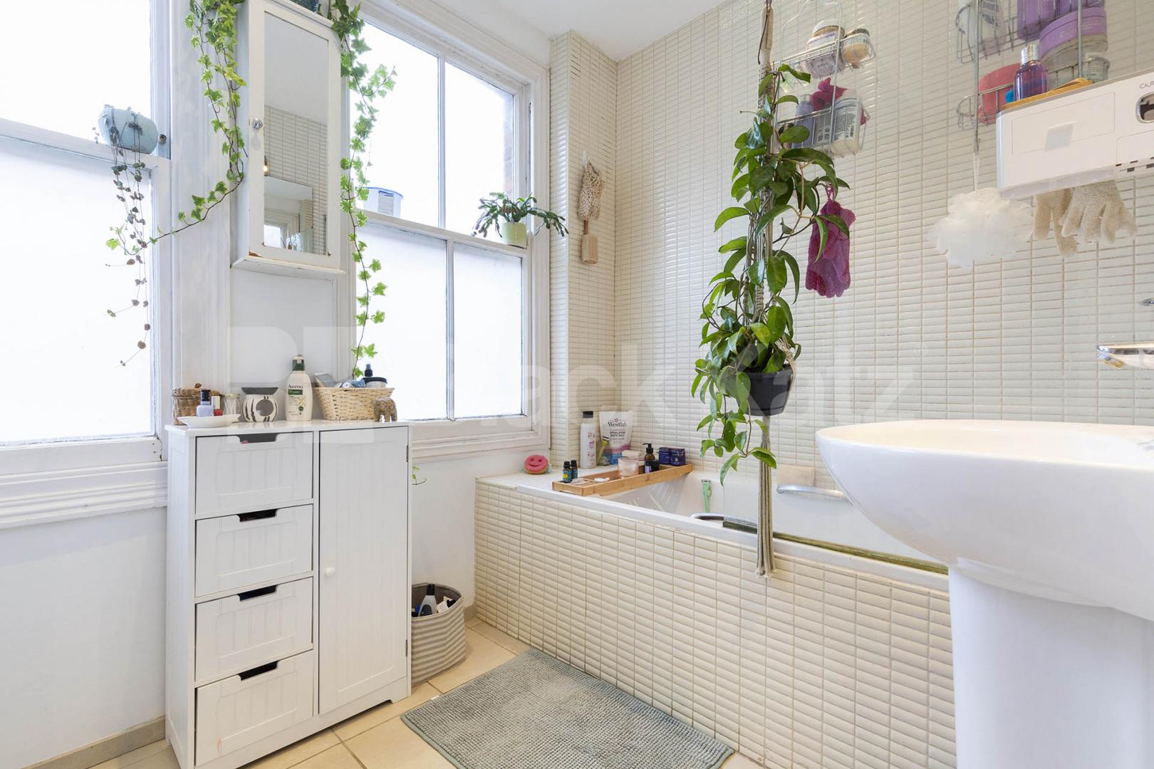 Available from May / Private Roof Terrace Ebbsfleet Road, London, NW2,  London