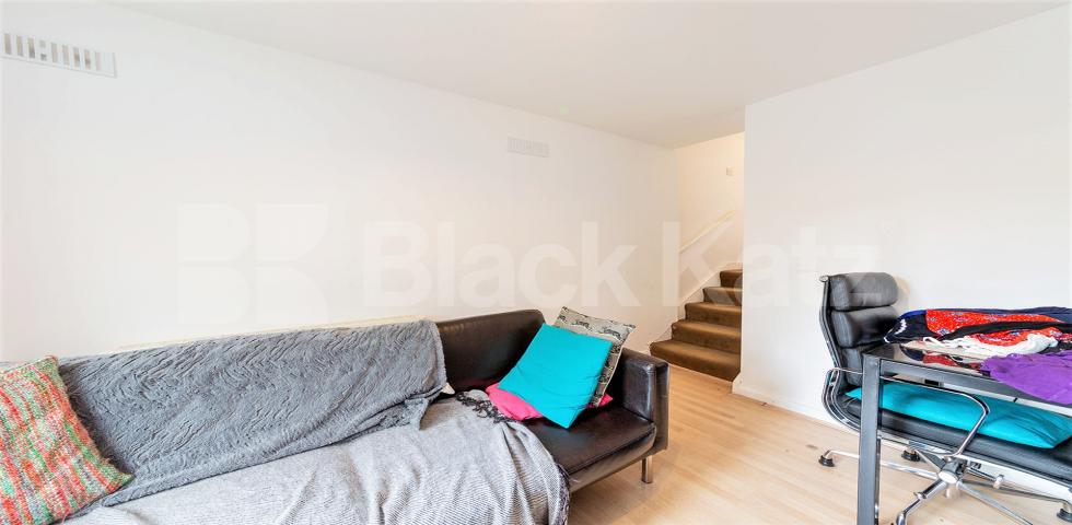 			2 Bedroom, 1 bath, 1 reception 			 Loveridge Road, London, NW6,  London