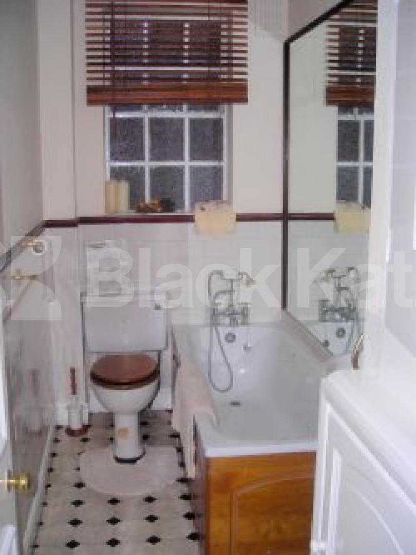 			1 Bedroom, 1 bath, 1 reception Flat			 Grosvenor street, MAYFAIR W1