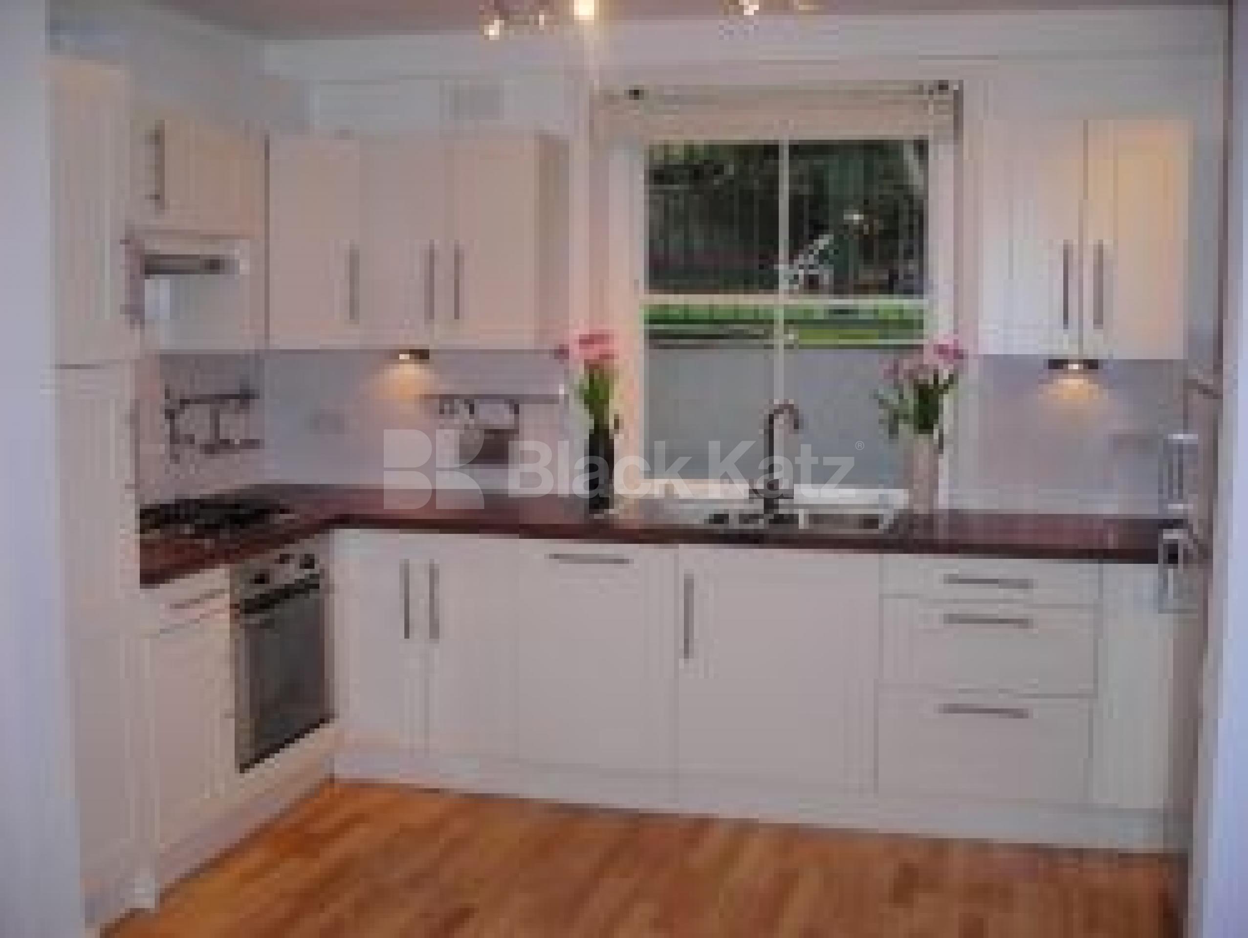 			LET, 2 Bedroom, 1 bath, 1 reception Flat			 Burghley Road, KENTISH TOWN NW5 NW5