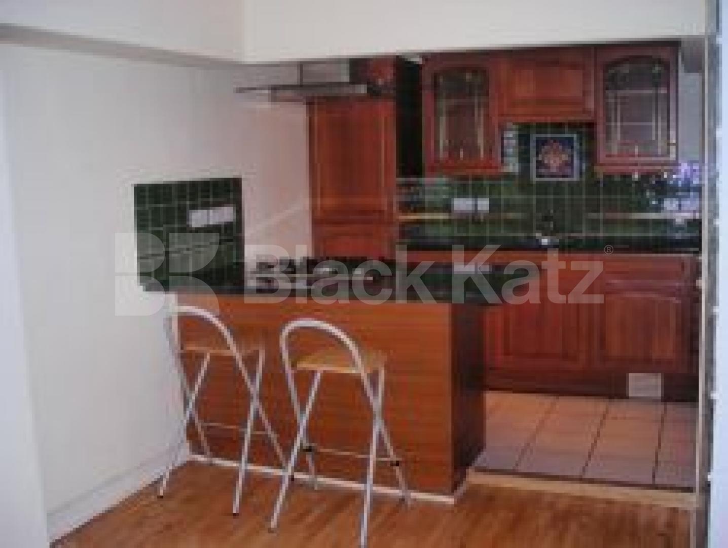 			2 Bedroom, 1 bath, 1 reception Flat			 Devonshire Mews West, MARYLEBONE W1