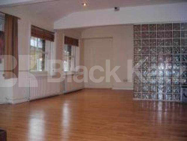 			2 Bedroom, 1 bath, 1 reception Flat			 Devonshire Mews West, MARYLEBONE W1