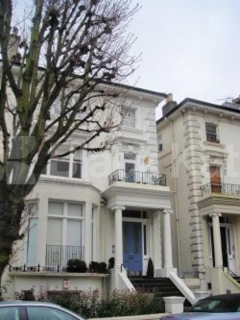 			1 Bedroom, 1 bath, 1 reception Flat			 Belsize Square, BELSIZE PARK NW3