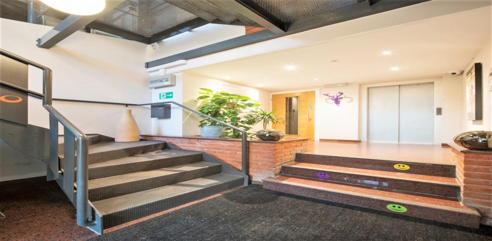 			Studio Apartment, 1 bath, 1 reception Flat			 Finchley Road, Finchley Road