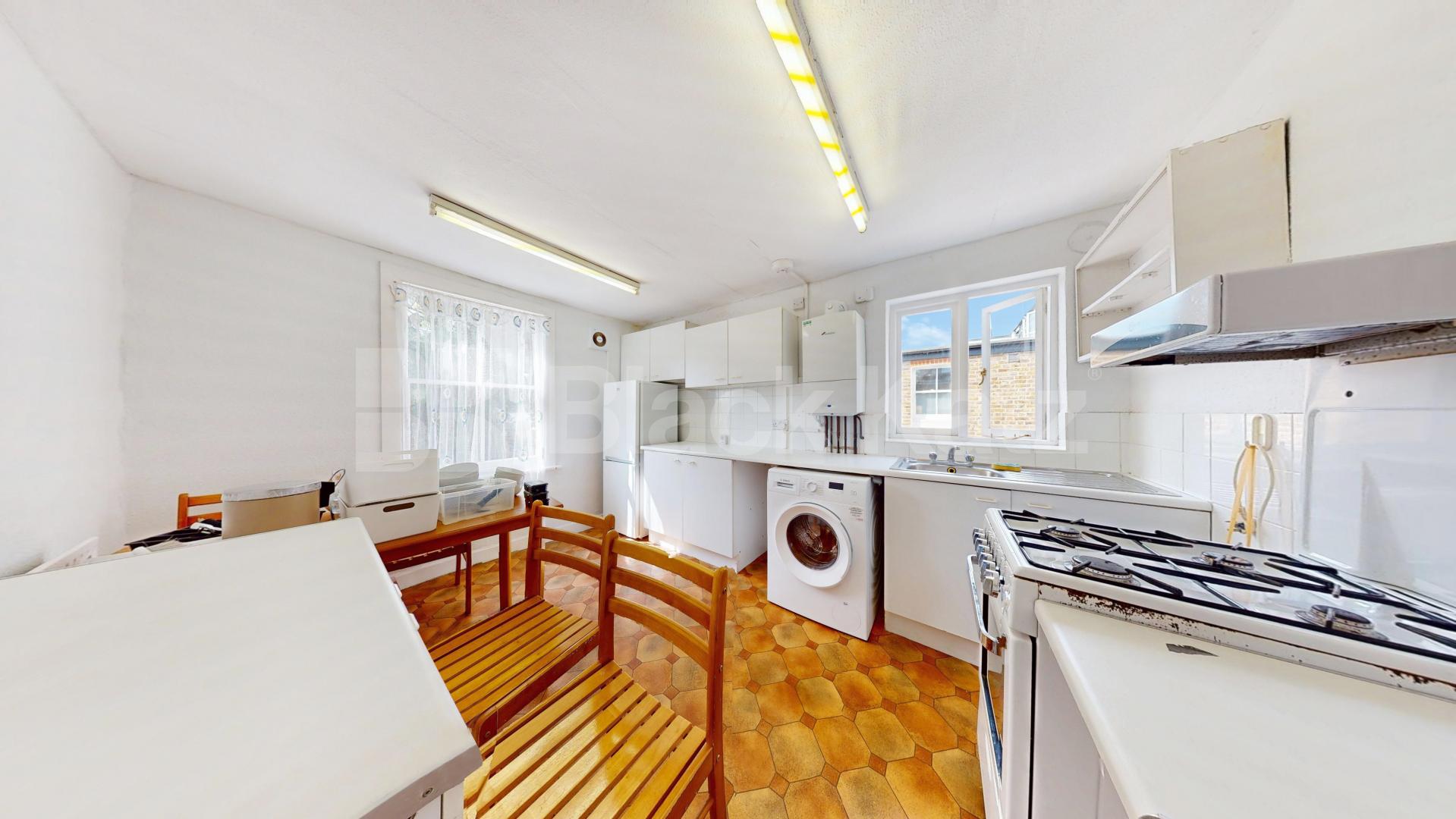 Spacious Four Bedroom House with Large Garden Close to Turnpike Lane Sydney Road, Turnpike Lane