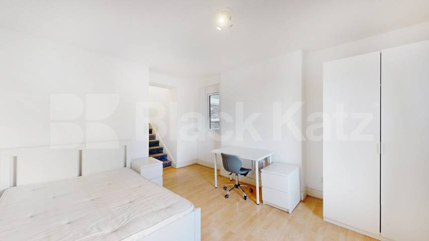 A modern and well-presented two-bedroom flat ideally located on Milton Road, Acton Central Milton Road, London, W3,  London
