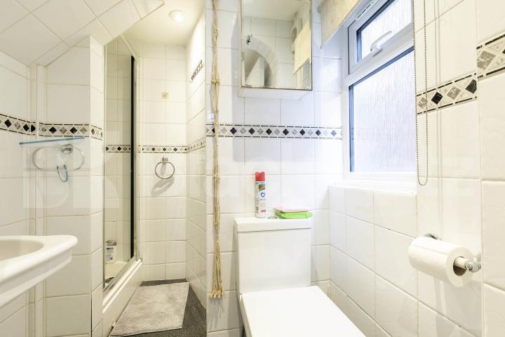 A well-presented furnished one-bedroom garden flat situated on Dartmouth Road, in the popular Kilburn area Dartmouth Road, Kilburn, NW2 (Inclusive of water),  London