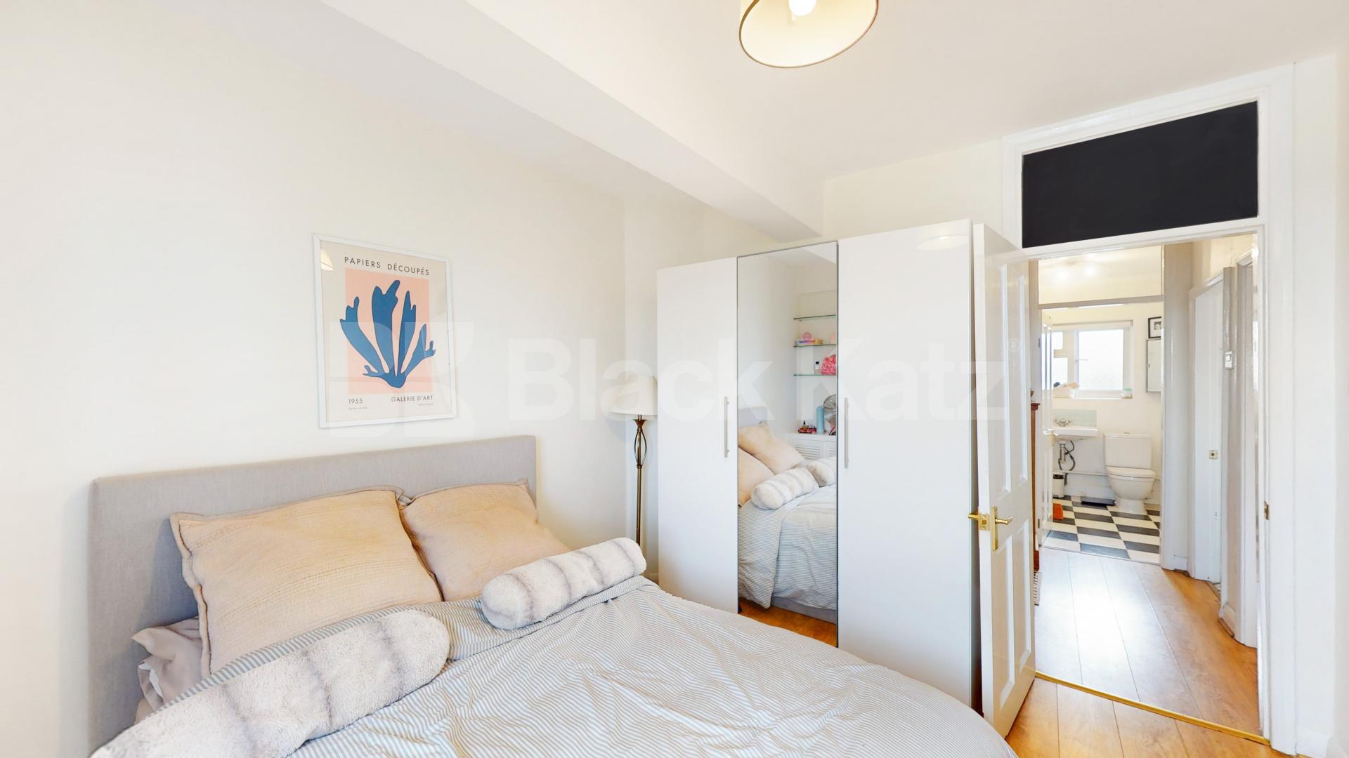 A spacious and well-presented two-bedroom furnished flat located on Uxbridge Road, W12 Hanover Court, Shepherds Bush, W12,  Hanover Court