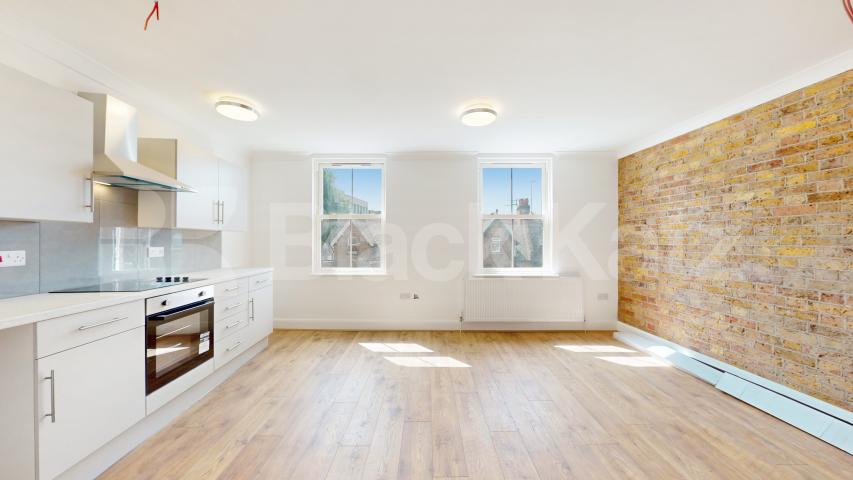 Located in the heart of the ever-popular Willesden Green High Road, this beautifully renovated three-bedroom, three-bathroom property offers stylish and spacious living in a prime North West London location High road, Willesden Green, NW10,  London
