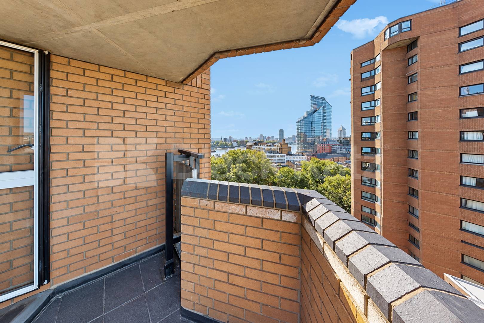 A spacious two double bedroom apartment situated on the 11th floor of Ashburnham Tower, SW10, offering fantastic far-reaching views across London Ashburnham Tower, Chelsea, SW10,  Ashburnham Tower World's End Estate