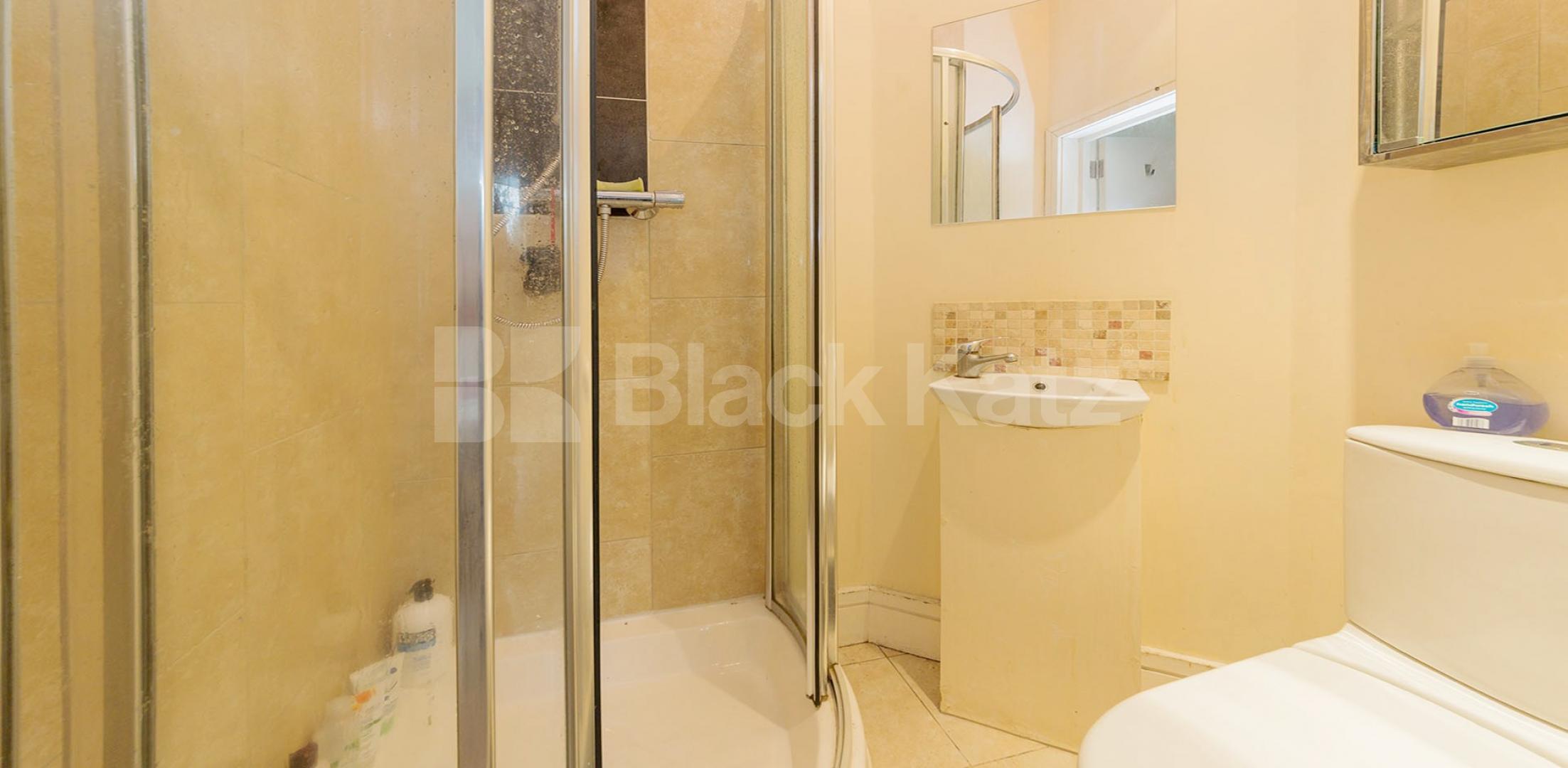 A well-presented two-bedroom property available to rent on Cotleigh Road, offering comfortable and convenient living.The property features two spacious double bedrooms, both fully furnished to a good standard, providing ample space for relaxation and Cotleigh Road, London, NW6,  London