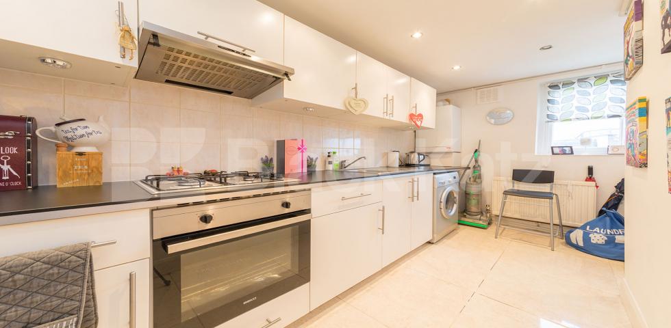 A well-presented one-bedroom flat situated on the sought-after Elgin Avenue, W9 Elgin Avenue, London, W9,  London