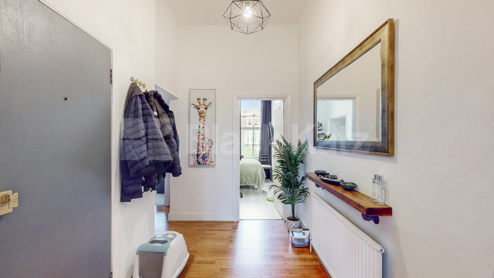 			2 Bedroom, 1 bath, 1 reception 			 Fordwych Road, London, NW2,  London