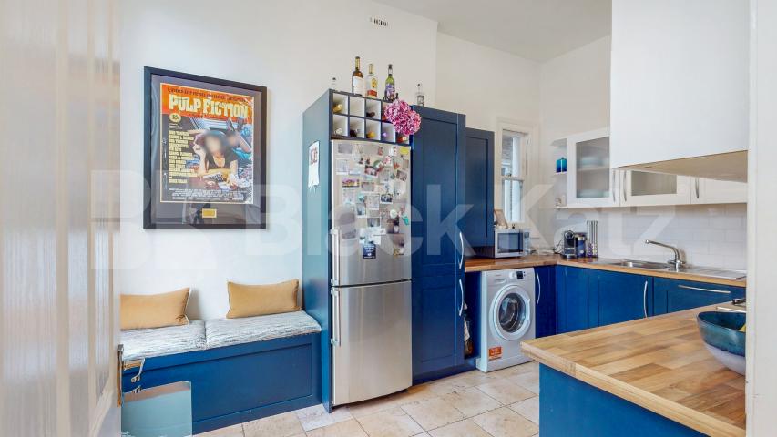 A generously sized and beautifully presented two bedroom flat available to rent, offering excellent living space and modern finishes throughout Fordwych Road, London, NW2,  London