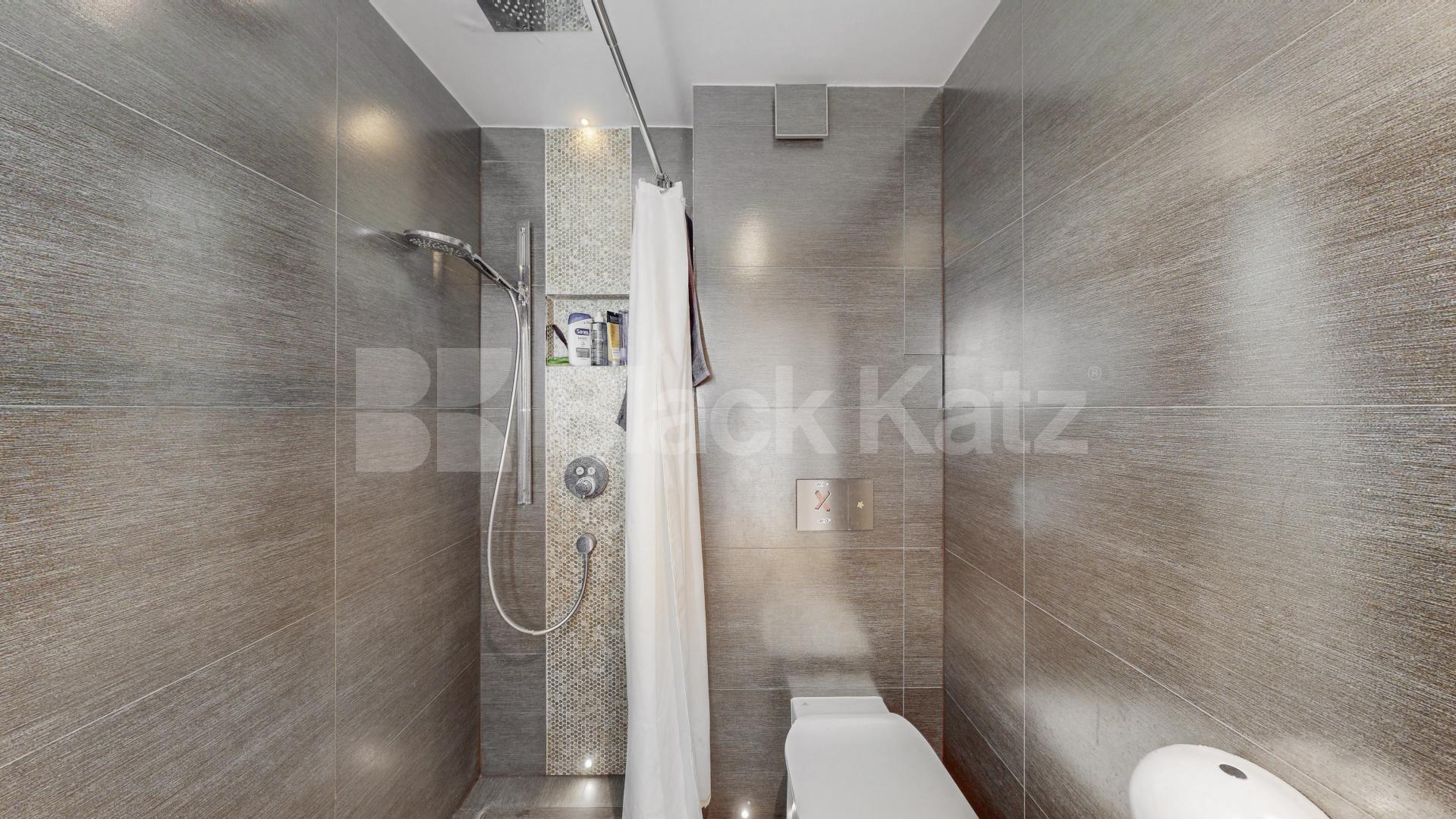 This spacious and stylish three-bedroom apartment is perfectly situated in the heart of West Hampstead, one of London’s most sought-after residential neighbourhoods Netherwood Street, West Hampstead, NW6 (Inclusive of gas),  Webheath Netherwood Street