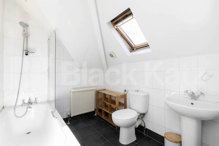 A spacious one-bedroom second-floor flat located on Willesden Lane, NW2 Willesden Lane, London, NW2,  London