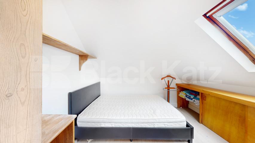 Available immediately, this beautifully presented and fully furnished two-bedroom apartment offers stylish contemporary living in one of West Hampstead's most desirable locations.Finished to a high specification throughout, the property features a sp Woodchurch Road, London, NW6,  London