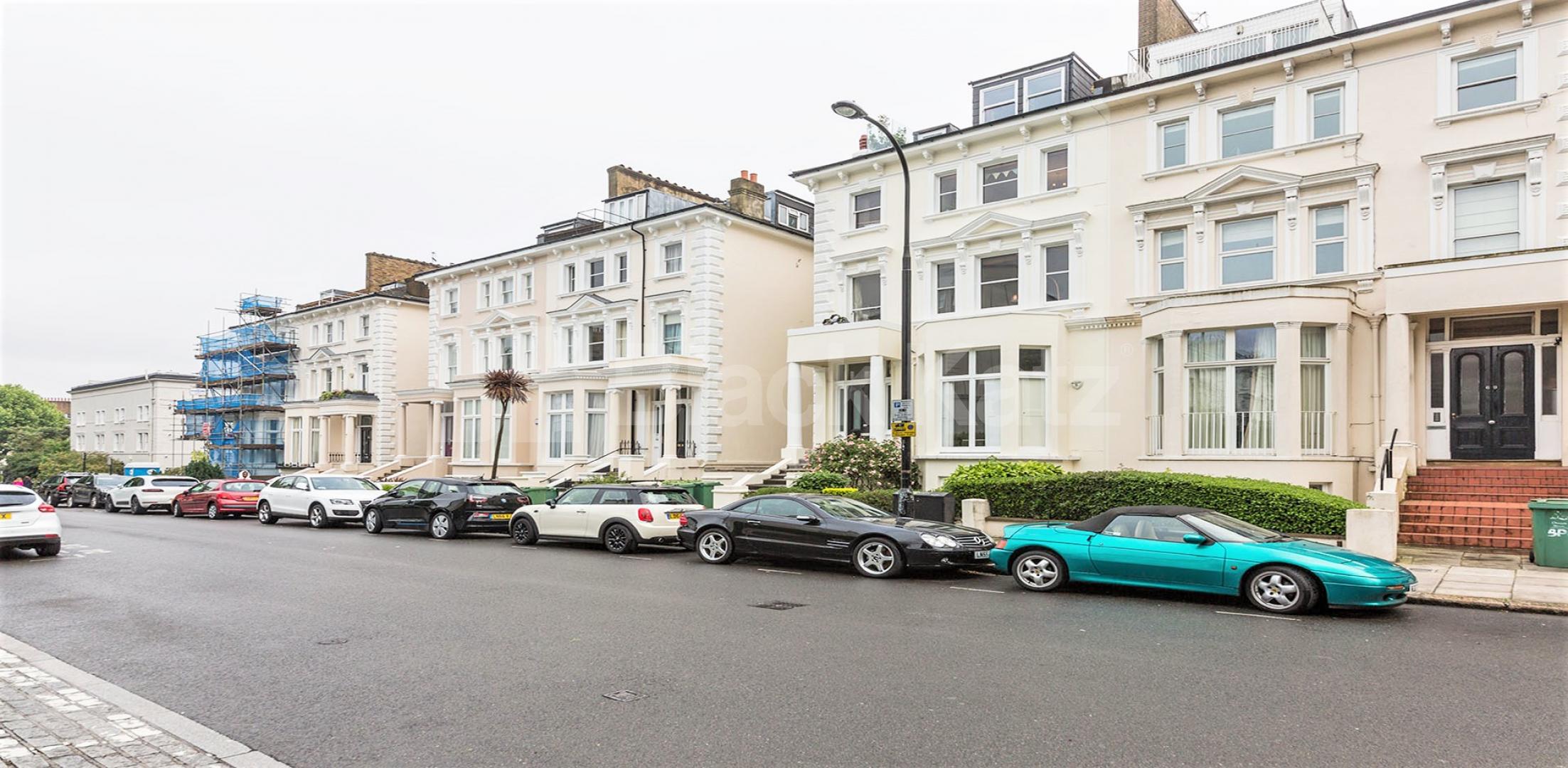 			4 Bedroom, 3 bath, 1 reception 			 Belsize Park Gardens, London, NW3,  London