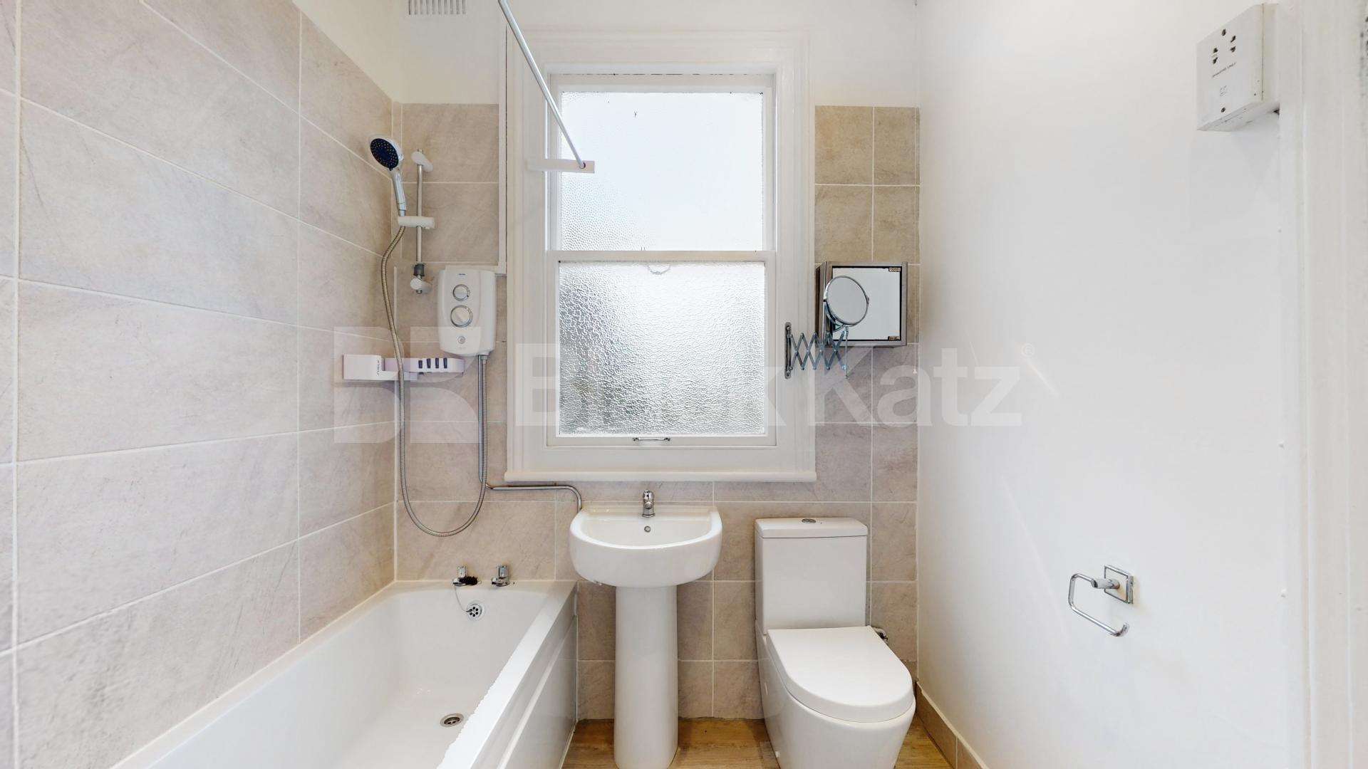A spacious and well-proportioned one-bedroom apartment set within a well-maintained building on the sought-after Greencroft Gardens, NW6.This impressive property offers an exceptionally large reception room, perfect for both entertaining and comforta Greencroft Gardens, London, NW6,  London