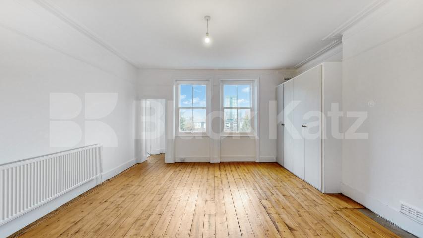 A spacious and well-proportioned one-bedroom apartment set within a well-maintained building on the sought-after Greencroft Gardens, NW6.This impressive property offers an exceptionally large reception room, perfect for both entertaining and comforta Greencroft Gardens, London, NW6,  London