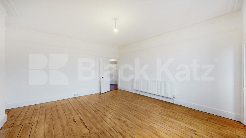 A spacious and well-proportioned one-bedroom apartment set within a well-maintained building on the sought-after Greencroft Gardens, NW6.This impressive property offers an exceptionally large reception room, perfect for both entertaining and comforta Greencroft Gardens, London, NW6,  London