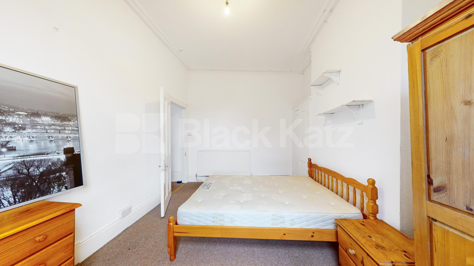 			3 Bedroom, 2 bath, 1 reception 			 Stanley Gardens,  London  NW2